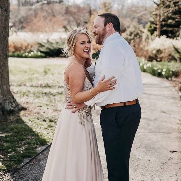 Meet your Posher, Ashley - Picture 1 of 1